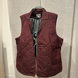 Maroon Old Navy (XXL) Women’s Puffer Vest